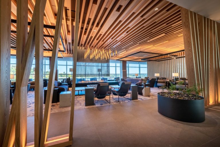 How To Get Into American Airlines Lounge?