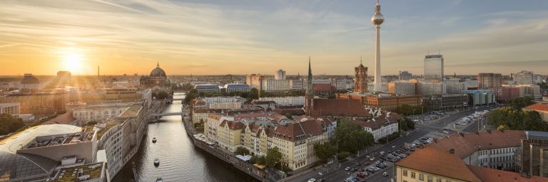 Does American Airlines Fly To Berlin Germany?