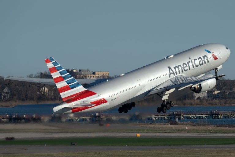 Does American Airlines Fly To Amsterdam?