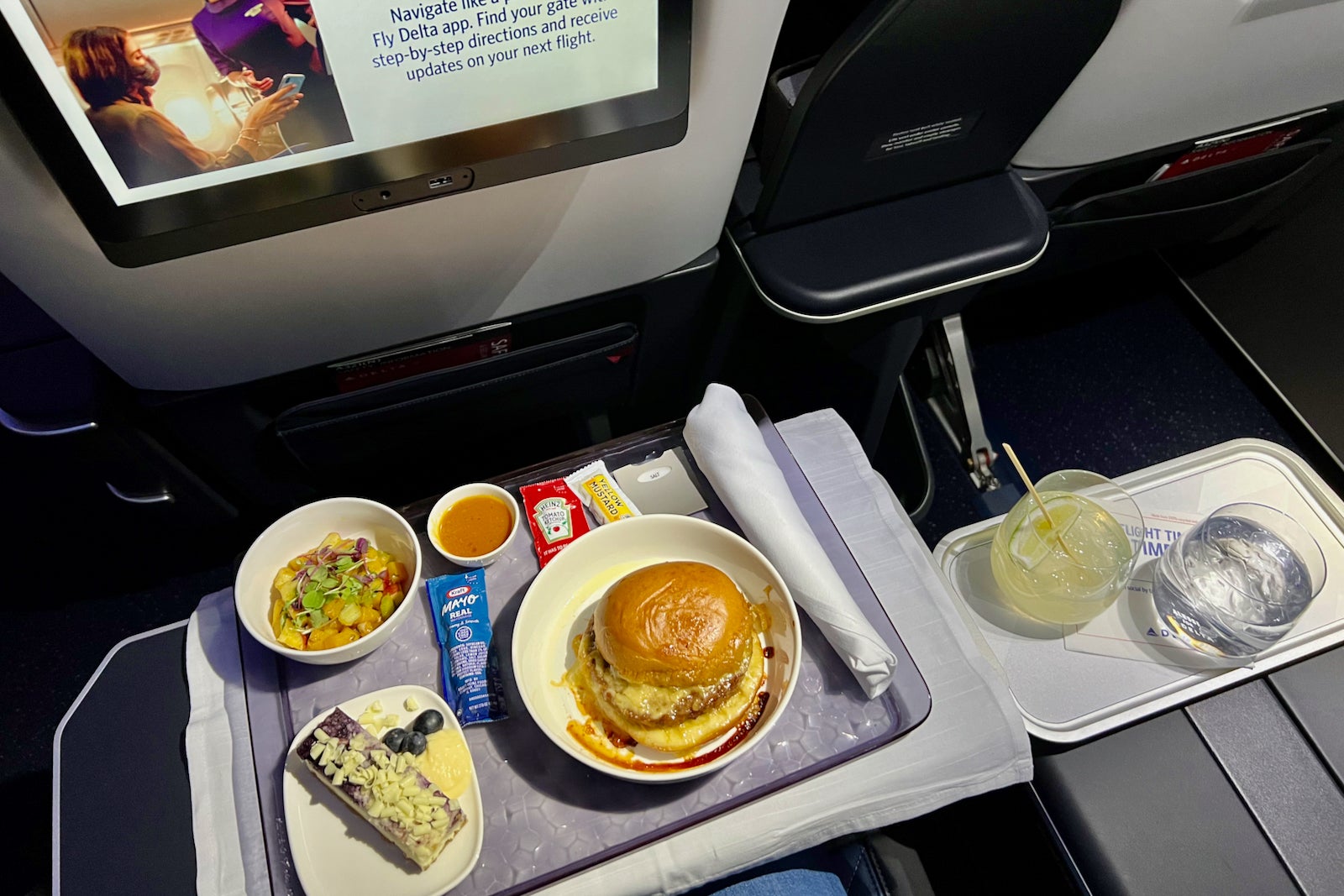 Can You Bring Your Own Food on Delta Airlines?