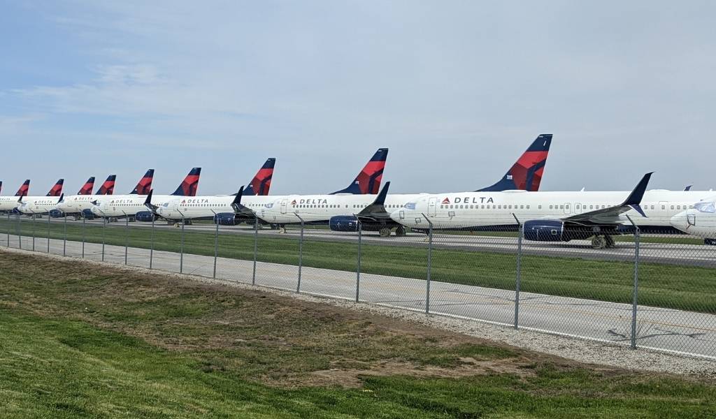 Does Delta Airlines Hire Felons?