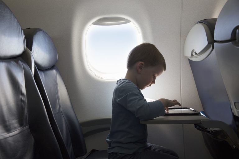 Exploring American Airlines In-Flight Services: A Traveler’s Guide To Onboard Amenities