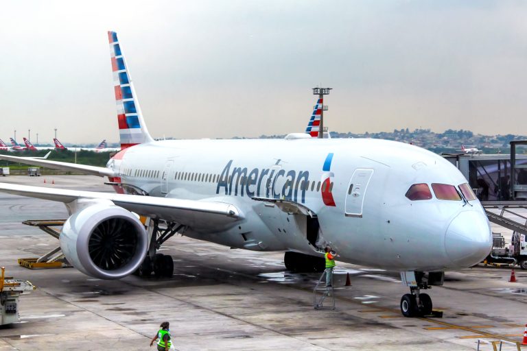 Does American Airlines Fly To Antigua?