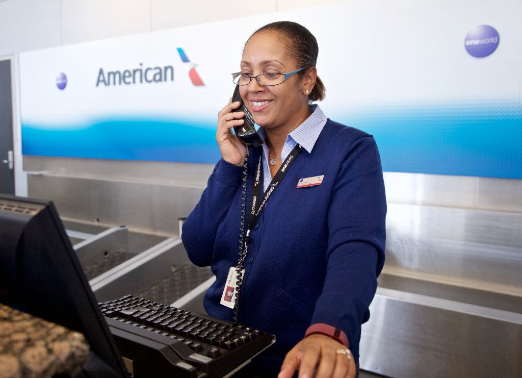 How Much Do American Airlines Customer Service Agents Make?