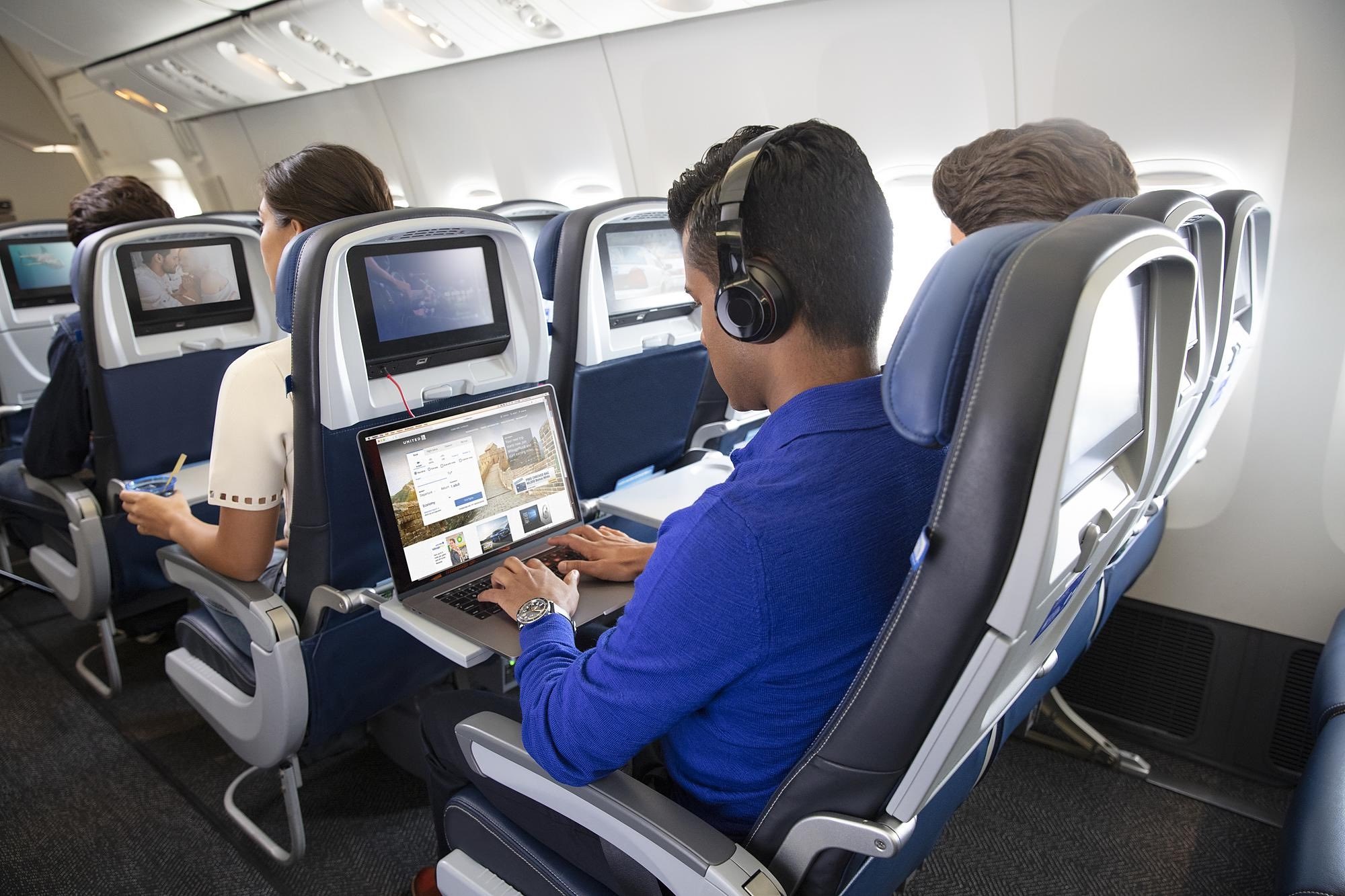 Does United Airlines Have Internet?