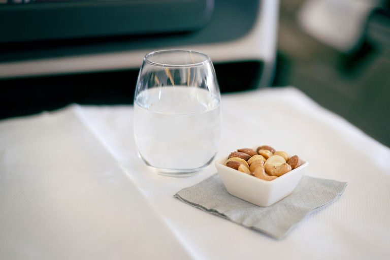 Does American Airlines Serve Peanuts?