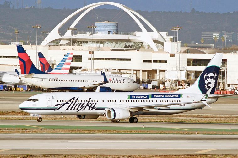 Alaska Airlines Vs Delta